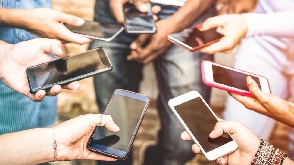 Banned Smartphones in Schools