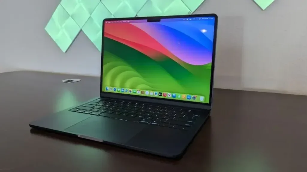 MacBook Air Models With M4 Chip