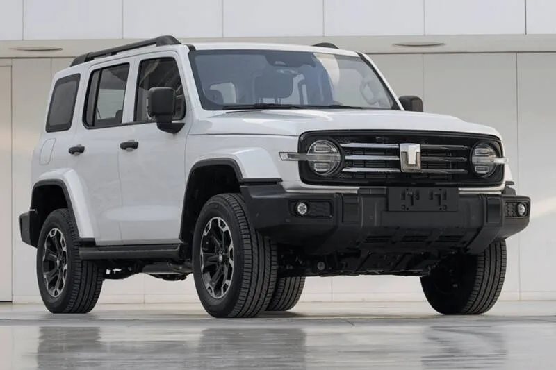 2025 Tank 300