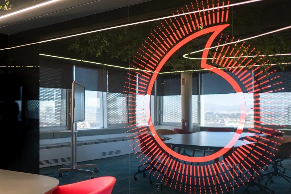 Vodafone Spain Expands Edge Network with 100 Data Centers