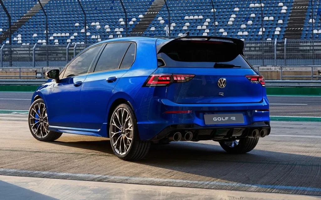 2025 VW Golf R