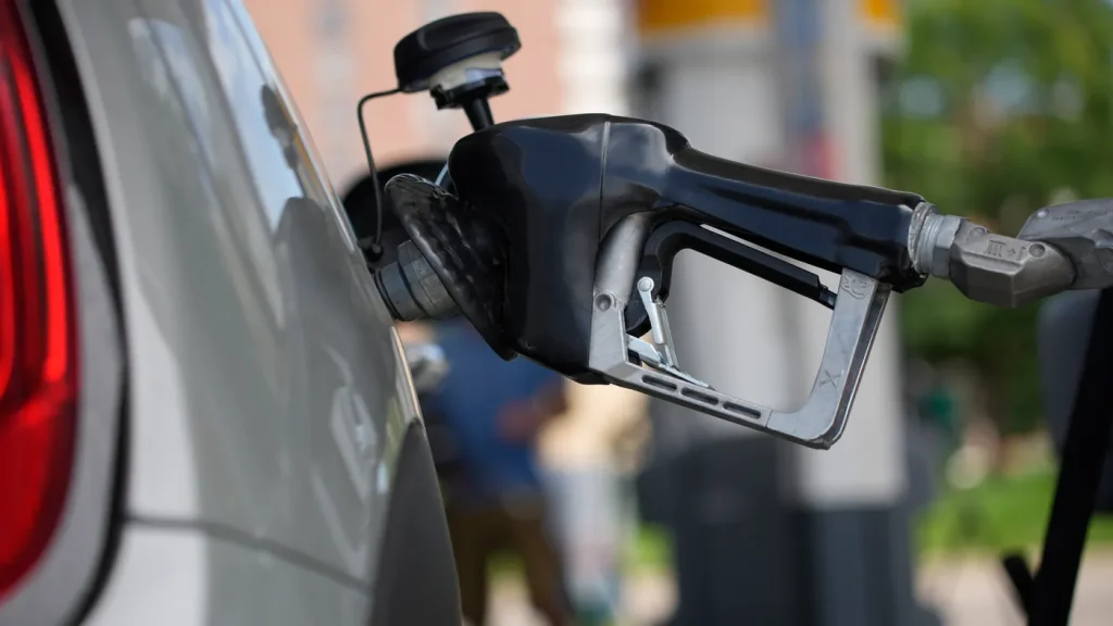 Can Electric Vehicles Truly Replace Gas-Powered Cars