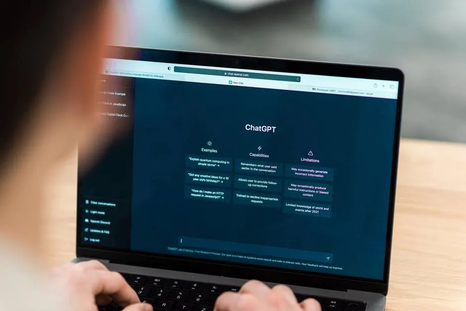 Will ChatGPT Become the Default Interface Online