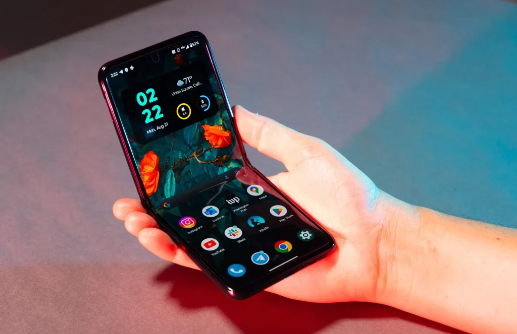 Will Foldable Phones Be the New Normal in 2025?